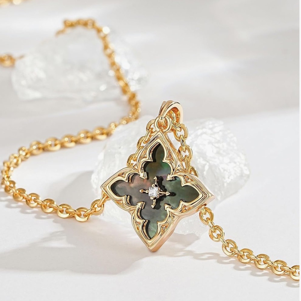 14K Gold Clover Necklace Black Pearl Shell Lucky Charm Simulated Diamond Dainty